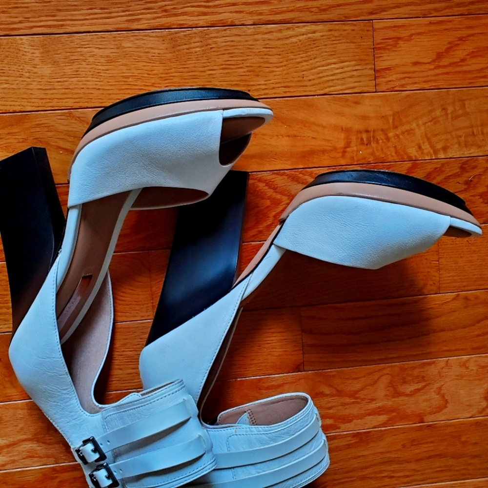 Shoes - Never worn